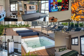 Studio perto de toda badalação, jacuzzi e games